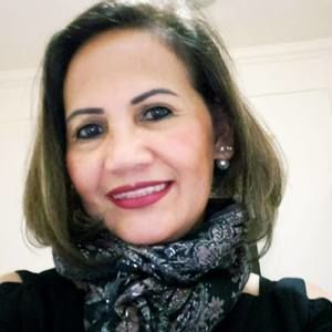 Meet your Posher, Yolanda